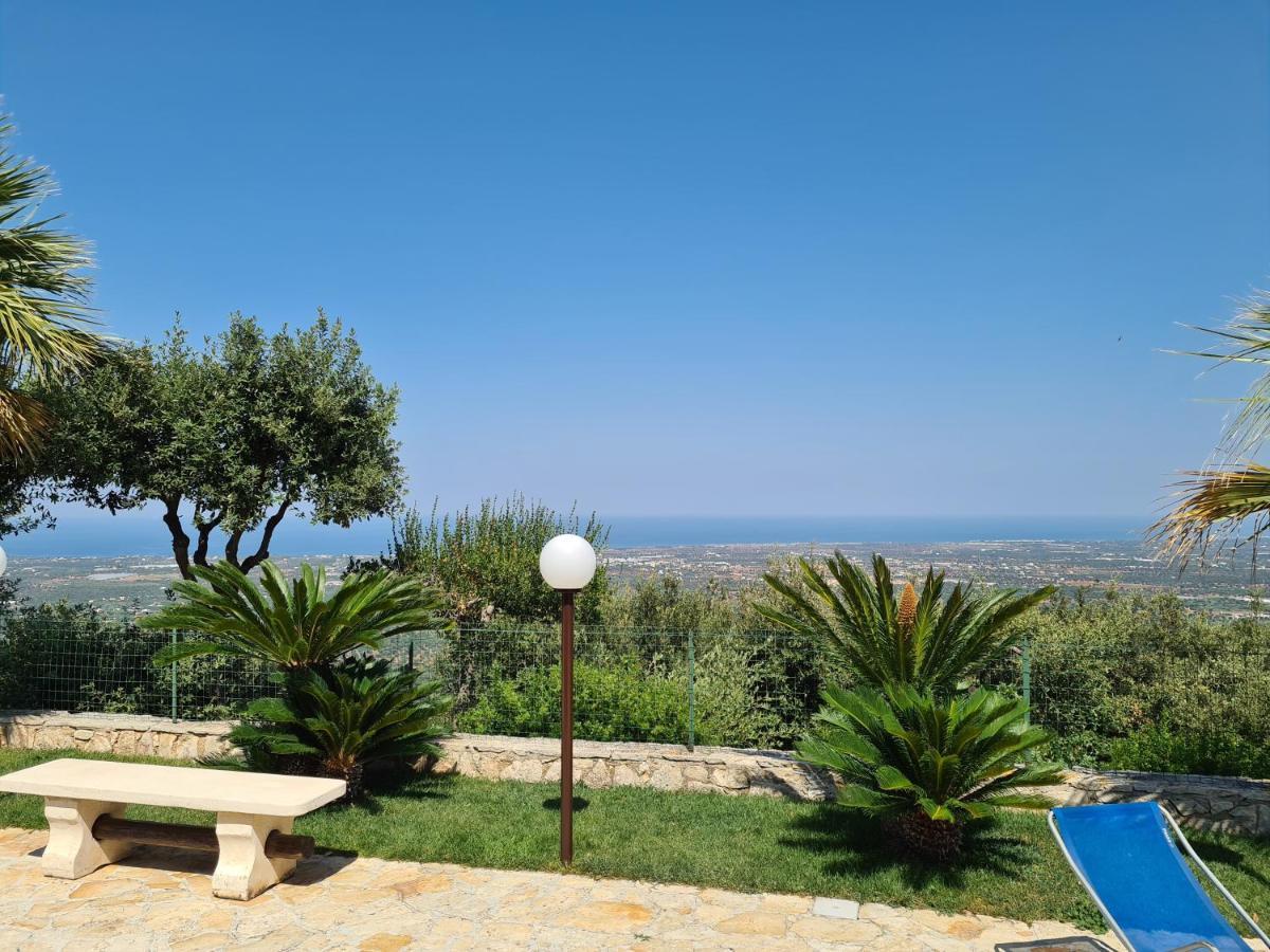 Villa Maremonti モノーポリ エクステリア 写真